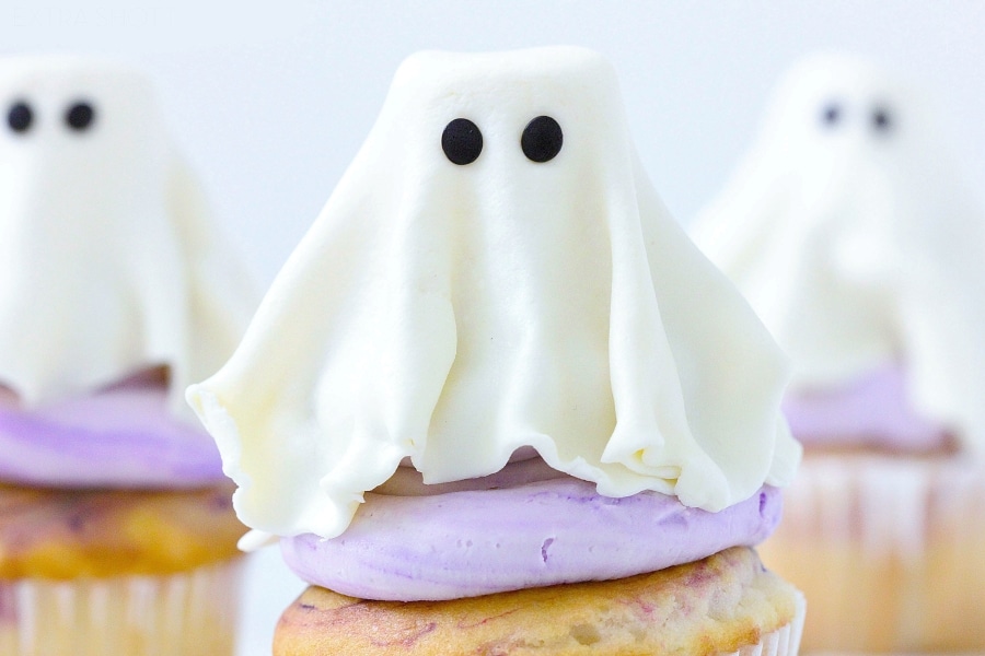 Ghost Cupcakes with purple icing and Fondant Ghosts