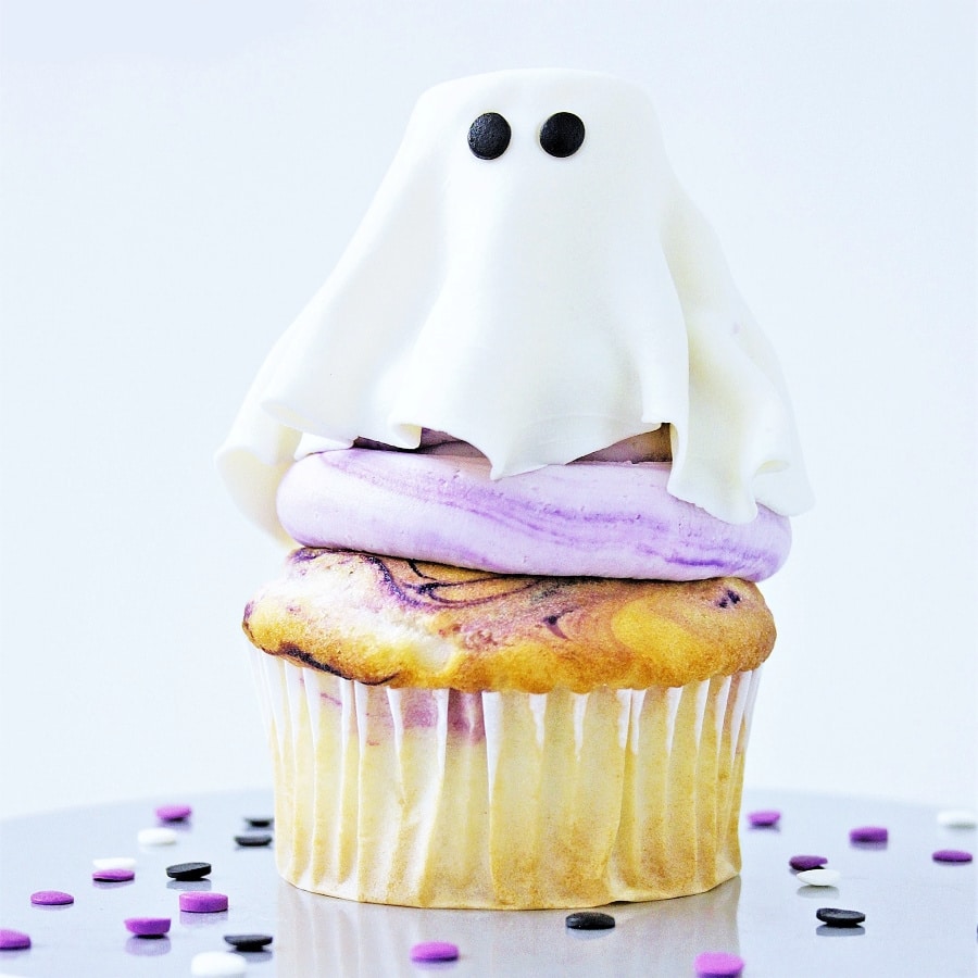 cute Ghost Cupcake the kids will love