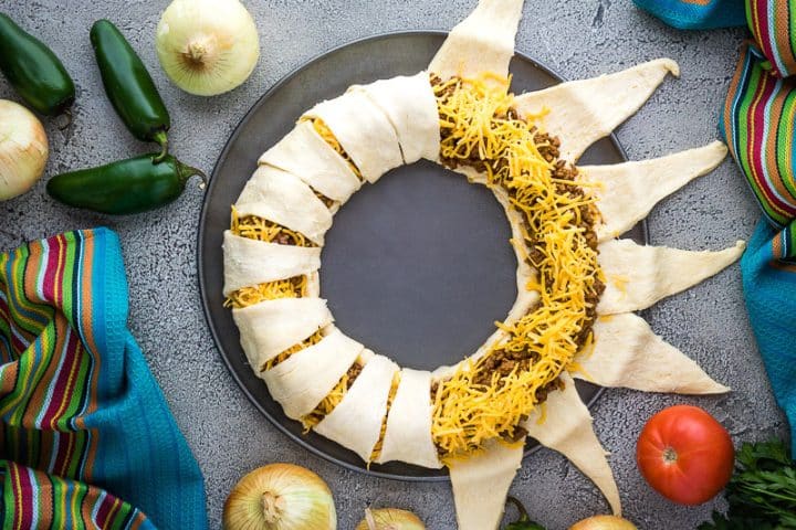 how to shape a taco ring